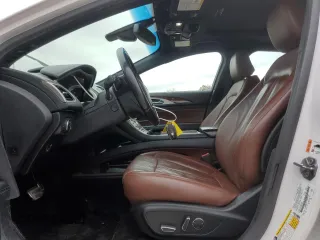 2020 Lincoln MKZ Reserve with VIN 3LN6L5EC3LR605731, listed as a Copart auction lot 89118235 with 43,134 mi miles and Salvage title. Bid and sale history available at DreamBid. Image 7.