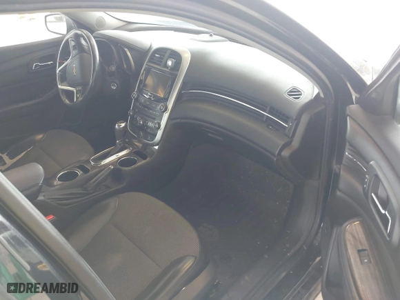 2014 Chevrolet Malibu LT with VIN 1G11E5SL7EF284492, listed as a IAAI auction lot 42024877 with 203,403 mi miles. Bid and sale history available at carsss.com. Image 5.