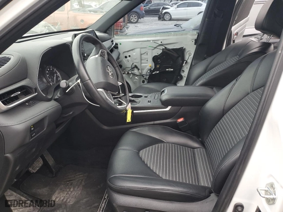 2022 Toyota Highlander XSE with VIN 5TDLZRAHXNS123496, listed as a Copart auction lot 79821694 with 41,095 mi miles and Salvage Title. Bid and sale history available at carsss.com. Image 7.
