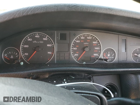 1998 Audi A6 z VIN WAUJC84A0WN001123, wystawiony jako Copart lot #85445164 z przebiegiem Nie podano mil oraz Szkoda całkowita • Salvage title. Historia ofert i sprzedaży dostępna na DreamBid. Obrazek 9.