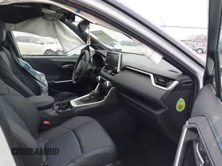 2021 Toyota RAV4 Hybrid XSE with VIN 2T3E6RFV4MW021009, listed as a IAAI auction lot 41940278 with 33,016 mi miles and . Bid and sale history available at DreamBid. Image 5.