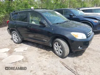 2008 Toyota RAV4 Limited with VIN JTMZK31V686011185, listed as a IAAI auction lot 42101831 with 190,399 mi miles and . Bid and sale history available at DreamBid. Image 1.