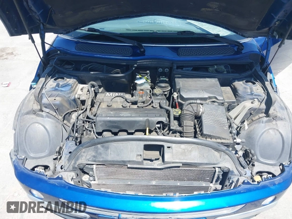 2004 MINI Hardtop с VIN WMWRC33444TC50120, выставлен на аукционе IAAI как лот 42610021 с пробегом 176 078 миль миль и . История ставок и продаж доступна на DreamBid. Изображение 10.