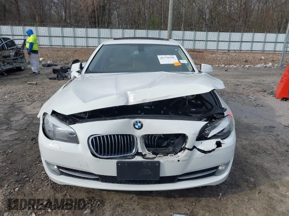 2013 BMW 5 Series 528i xDrive with VIN WBAXH5C53DDW16007, listed as a IAAI auction lot 41778356 with 90,498 mi miles and . Bid and sale history available at DreamBid. Image 12.