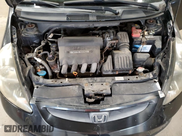 2008 Honda Fit Sport with VIN JHMGD386X8S058001, listed as a Copart auction lot 72388914 with 174,132 mi miles and Salvage Title. Bid and sale history available at carsss.com. Image 12.