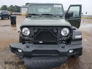2021 Jeep Wrangler Sport with VIN 1C4GJXAGXMW701082, listed as a Copart auction lot 80138224 with 31,102 mi miles and Salvage Title. Bid and sale history available at DreamBid. Image 11.