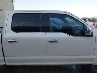 2017 Ford F-150 XL with VIN 1FTEW1EF6HFB51909, listed as a IAAI auction lot 41746813 with 152,219 mi miles. Bid and sale history available at carsss.com. Image 13.