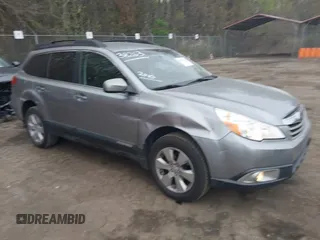 2010 Subaru Outback Premium All-Weather Anniversary z VIN 4S4BRBCC2A3385279, wystawiony jako IAAI lot #41985735 z przebiegiem 156 362 mil mil oraz . Historia ofert i sprzedaży dostępna na DreamBid. Obrazek 1.