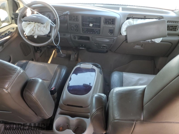 2003 Ford Excursion с VIN 1FMSU45F63EA16188, выставлен на аукционе Copart как лот 88310935 с пробегом 319 398 миль миль и Чистый • Clean title. История ставок и продаж доступна на DreamBid. Изображение 8.