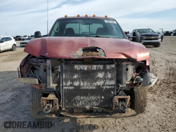 2002 Ford F-350 XL с VIN 1FTSW31F02EB77567, выставлен на аукционе Copart как лот 52827805 с пробегом 245 934 миль миль и Списание • Salvage title. История ставок и продаж доступна на DreamBid. Изображение 5.