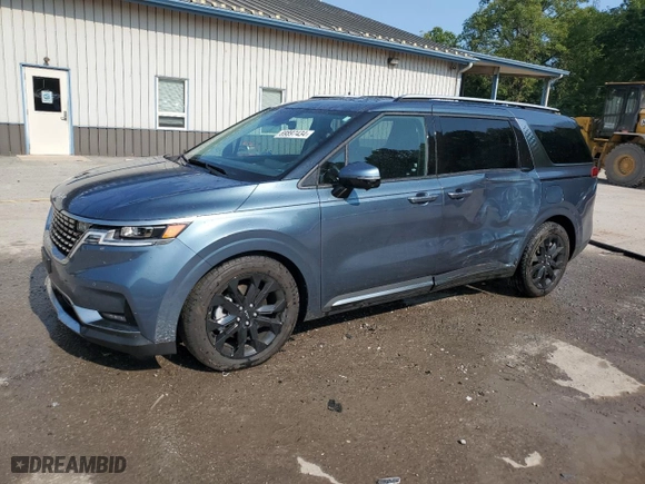 2024 Kia Carnival SX with VIN KNDNE5H38R6413801, listed as a Copart auction lot 69897434 with 12,912 mi miles and Salvage Title. Bid and sale history available at carsss.com. Image 1.