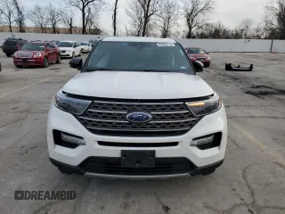 2022 Ford Explorer King Ranch with VIN 1FM5K7LC1NGA03532, listed as a Copart auction lot 84902714 with 43,030 mi miles and Salvage Title. Bid and sale history available at carsss.com. Image 5.