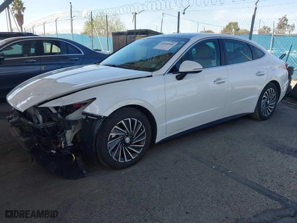 2021 Hyundai Sonata Hybrid Limited with VIN KMHL54JJ5MA027896, listed as a IAAI auction lot 41830948 with 29,064 mi miles. Bid and sale history available at carsss.com. Image 18.