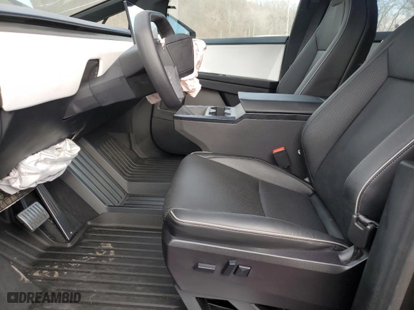 2024 Tesla Cybertruck with VIN 7G2CEHED0RA014997, listed as a Copart auction lot 89105615 with 3,475 mi miles and Salvage Title. Bid and sale history available at carsss.com. Image 7.
