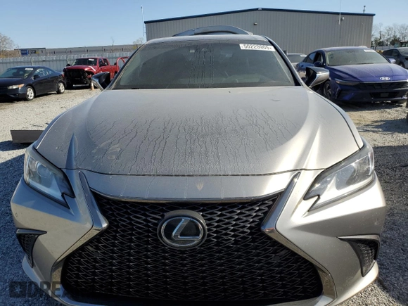 2019 Lexus ES 350 with VIN 58ABZ1B13KU020592, listed as a Copart auction lot 50220905 with 70,873 mi miles and Salvage Title. Bid and sale history available at DreamBid. Image 5.