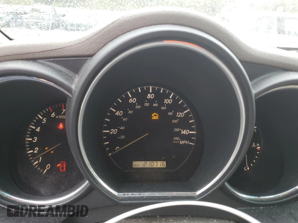 2004 Lexus RX 330 with VIN JTJGA31U840001088, listed as a Copart auction lot 70699244 with 210,716 mi miles and Salvage Title. Bid and sale history available at carsss.com. Image 9.