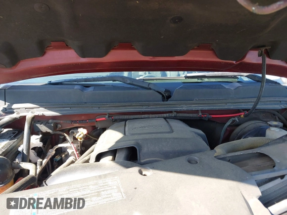 2008 Chevrolet Silverado 1500 1LT with VIN 3GCEC13018G277973, listed as a IAAI auction lot 41915142 with 177,462 mi miles and . Bid and sale history available at DreamBid. Image 10.