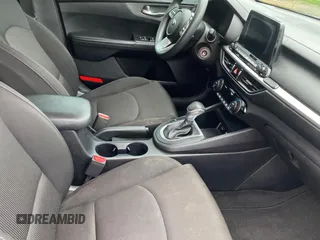 2019 Kia Forte LXS with VIN 3KPF24AD9KE122640, listed as a Copart auction lot 59232695 with 158,160 mi miles and Clean title. Bid and sale history available at DreamBid. Image 5.