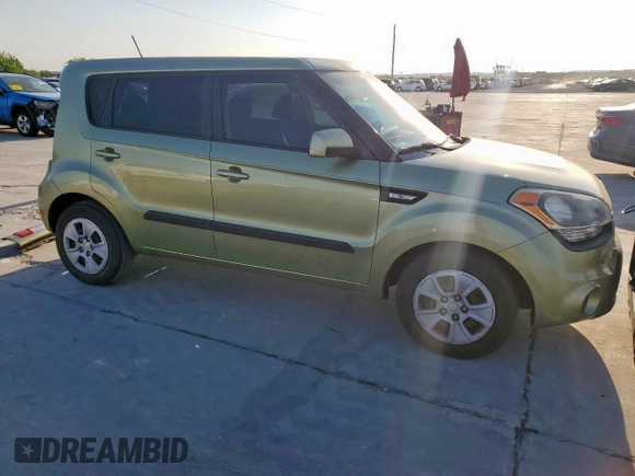 2012 Kia Soul with VIN KNDJT2A59C7406663, listed as a Copart auction lot 52744065 with 189,475 mi miles and Salvage Title. Bid and sale history available at carsss.com. Image 4.