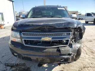 2013 Chevrolet Avalanche LT with VIN 3GNMCFE02DG353160, listed as a Copart auction lot 42249635 with 149,482 mi miles and Salvage Title. Bid and sale history available at DreamBid. Image 5.