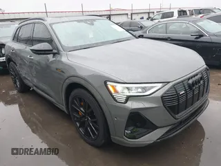 2023 Audi e-tron Chronos с VIN WA1VABGE2PB013244, выставлен на аукционе IAAI как лот 41283553 с пробегом 28 463 миль миль и . История ставок и продаж доступна на DreamBid. Изображение 1.