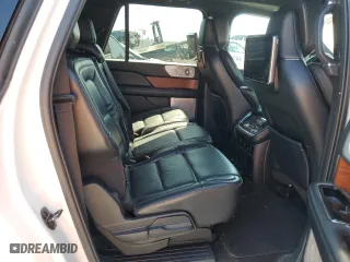 2019 Lincoln Navigator L Reserve with VIN 5LMJJ3LT2KEL04471, listed as a Copart auction lot 69674044 with 55,271 mi miles and Salvage Title. Bid and sale history available at carsss.com. Image 11.