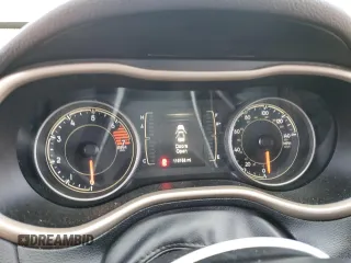 2017 Jeep Cherokee Latitude z VIN 1C4PJMCB3HW602710, wystawiony jako Copart lot #59660665 z przebiegiem 119 158 mil mil oraz Szkoda całkowita • Salvage title. Historia ofert i sprzedaży dostępna na DreamBid. Obrazek 9.