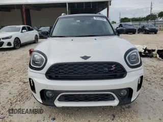 2024 MINI Countryman Cooper S with VIN WMZ53BR02R3R42266, listed as a Copart auction lot 60593504 with 0 mi miles and Non Repairable. Bid and sale history available at carsss.com. Image 5.
