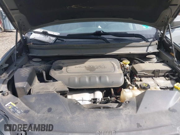 2020 Jeep Cherokee Latitude Plus with VIN 1C4PJMLB1LD608591, listed as a IAAI auction lot 41833275 with 90,838 mi miles and . Bid and sale history available at DreamBid. Image 10.