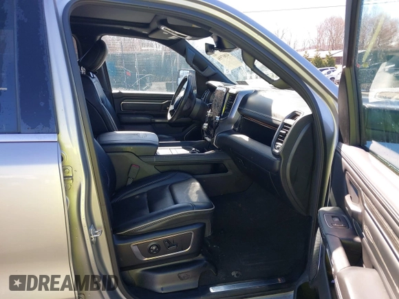 2019 Ram 1500 Limited z VIN 1C6SRFHT3KN755009, wystawiony jako IAAI lot #41807556 z przebiegiem 38 686 mil mil oraz . Historia ofert i sprzedaży dostępna na DreamBid. Obrazek 5.