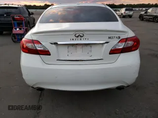 2013 Infiniti M z VIN JN1BY1AR7DM600665, wystawiony jako Copart lot #77931154 z przebiegiem Nie podano mil oraz Nie do naprawy • Non repairable. Historia ofert i sprzedaży dostępna na DreamBid. Obrazek 6.