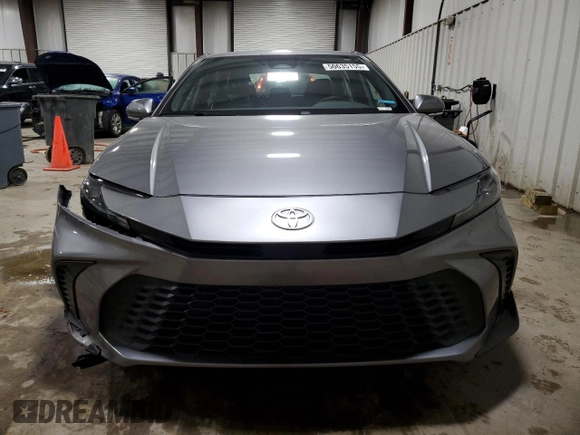 2025 Toyota Camry LE with VIN 4T1DAACK4SU571256, listed as a Copart auction lot 50635155 with 11,185 mi miles and Salvage Title. Bid and sale history available at DreamBid. Image 5.