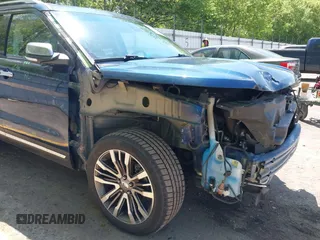 2016 Ford Explorer Platinum z VIN 1FM5K8HT5GGC71419, wystawiony jako IAAI lot #42280625 z przebiegiem 94 552 mil mil oraz . Historia ofert i sprzedaży dostępna na DreamBid. Obrazek 19.