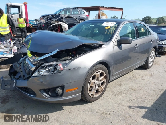 2011 Ford Fusion SE with VIN 3FAHP0HA7BR319917, listed as a IAAI auction lot 41845471 with 115,071 mi miles. Bid and sale history available at carsss.com. Image 17.
