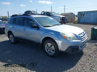 2013 Subaru Outback 2.5i с VIN 4S4BRBAC9D3310733, выставлен на аукционе IAAI как лот 42100366 с пробегом 189 495 миль миль и . История ставок и продаж доступна на DreamBid. Изображение 1.