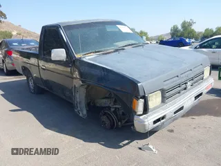 1991 Nissan Frontier z VIN 1N6SD11SXMC357772, wystawiony jako IAAI lot #42431518 z przebiegiem 135 988 mil mil oraz . Historia ofert i sprzedaży dostępna na DreamBid. Obrazek 1.