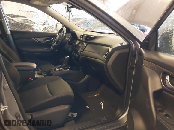 2019 Nissan Rogue SV with VIN JN8AT2MV0KW385450, listed as a IAAI auction lot 41724976 with 75,345 mi miles. Bid and sale history available at carsss.com. Image 5.
