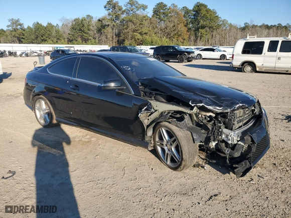 2015 Mercedes-Benz C-Class C 250 with VIN WDDGJ4HB8FG419888, listed as a Copart auction lot 89199265 with 0 mi miles and Salvage Title. Bid and sale history available at carsss.com. Image 4.