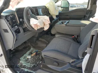 2024 Ford F-250 XL with VIN 1FT7X2BAXRED60131, listed as a Copart auction lot 46032195 with Not provided miles and Salvage title. Bid and sale history available at DreamBid. Image 7.