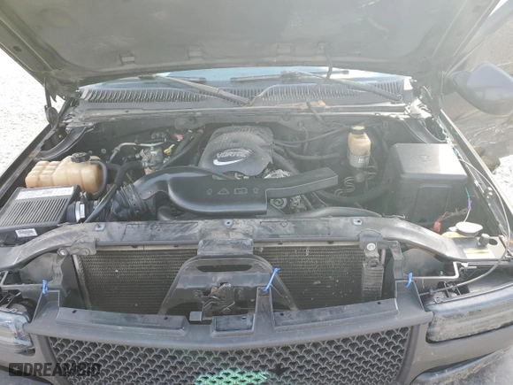 2002 Chevrolet Tahoe LT with VIN 1GNEK13Z02R285658, listed as a Copart auction lot 43216905 with 266,656 mi miles and Salvage Title. Bid and sale history available at carsss.com. Image 13.