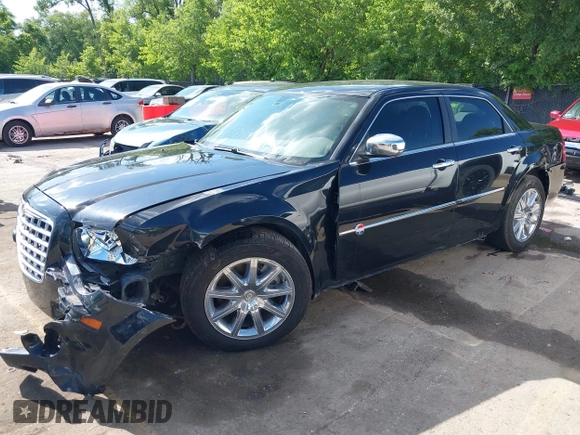 2007 Chrysler 300 C z VIN 2C3LA63H87H762789, wystawiony jako IAAI lot #42253938 z przebiegiem 133 172 mil mil oraz . Historia ofert i sprzedaży dostępna na DreamBid. Obrazek 19.