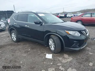 2015 Nissan Rogue SV with VIN KNMAT2MV2FP586911, listed as a IAAI auction lot 41958327 with 124,822 mi miles. Bid and sale history available at carsss.com. Image 1.