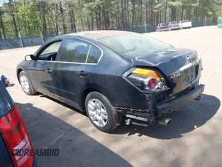 2009 Nissan Altima SL with VIN 1N4AL21E89N453970, listed as a IAAI auction lot 41923995 with 319,746 mi miles and . Bid and sale history available at DreamBid. Image 3.