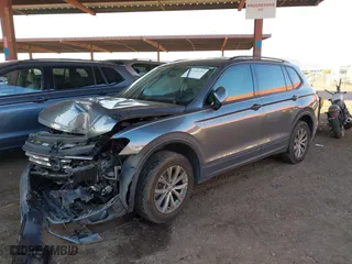 2018 Volkswagen Tiguan S with VIN 3VV1B7AX6JM024225, listed as a IAAI auction lot 41751253 with 53,317 mi miles. Bid and sale history available at carsss.com. Image 2.
