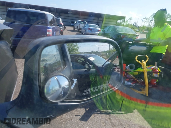 1995 Ford F-150 with VIN 1FTDF15YXSLB17767, listed as a IAAI auction lot 41953525 with Not provided miles and . Bid and sale history available at DreamBid. Image 5.