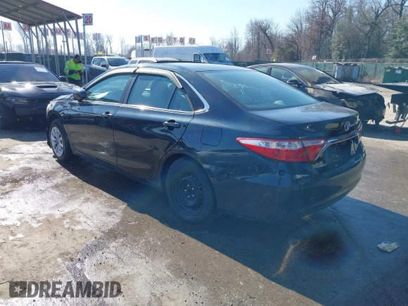 2015 Toyota Camry LE z VIN 4T1BD1FK8FU172673, wystawiony jako IAAI lot #41780228 z przebiegiem 171 308 mil mil oraz . Historia ofert i sprzedaży dostępna na DreamBid. Obrazek 3.
