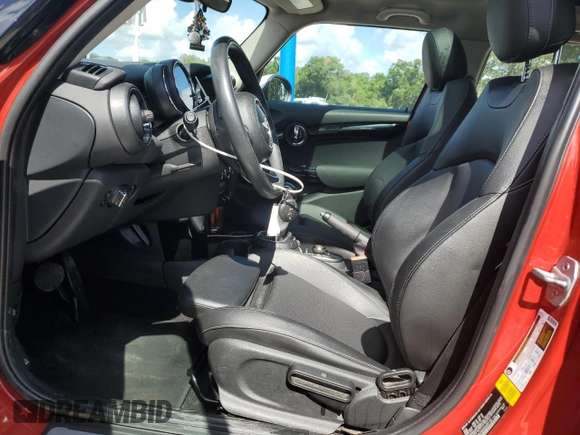 2016 MINI Hardtop 4 Door S with VIN WMWXU3C55G2D29139, listed as a Copart auction lot 61528735 with 36,700 mi miles and Salvage title. Bid and sale history available at DreamBid. Image 7.