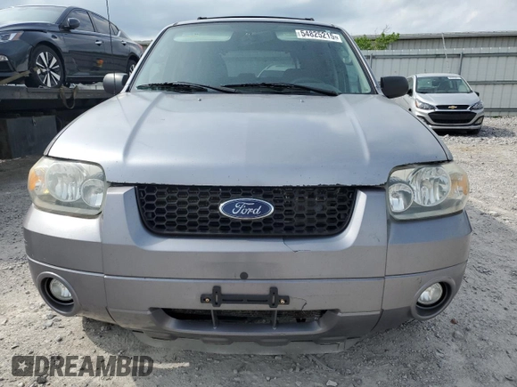 2007 Ford Escape Limited z VIN 1FMCU94127KB44362, wystawiony jako Copart lot #54825215 z przebiegiem 161 052 mil mil oraz Czysty tytuł • Clean title. Historia ofert i sprzedaży dostępna na DreamBid. Obrazek 5.