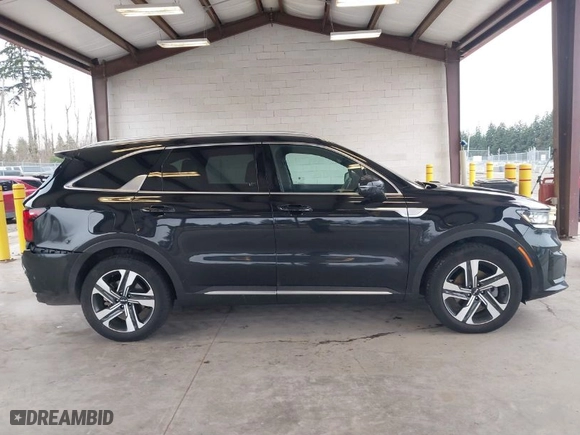 2022 Kia Sorento Plug-In Hybrid SX Prestige with VIN KNDRMDLH4N5110077, listed as a IAAI auction lot 41760167 with 26,732 mi miles. Bid and sale history available at carsss.com. Image 13.