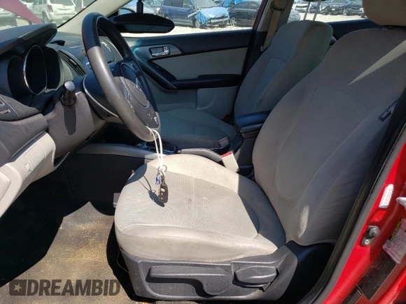 2013 Kia Forte EX with VIN KNAFU4A25D5682191, listed as a Copart auction lot 70066134 with 118,587 mi miles and Clean Title. Bid and sale history available at carsss.com. Image 7.